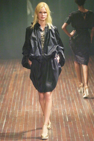 Look 9